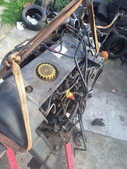Motor 2.8hdi 94kw - 4