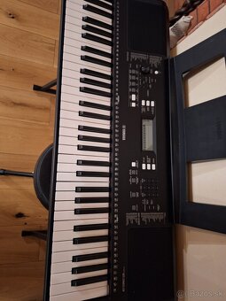 Yamaha - 4
