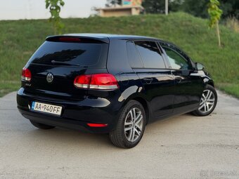 VOLKSWAGEN GOLF VI 1.6 BENZÍN HATCHBACK SK PÔVOD - 4
