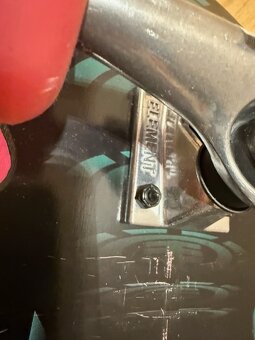 Predam UPLNE NOVY skateboard - 4