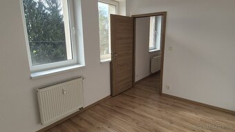 3 - izbový byt v strediskovej obci KURIMA - 4