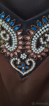 Prenádherné spoločenské šaty - 4