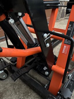 Predám hydraulický zdvihák na motorku / ATV – 680 kg - 4