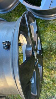 Elektróny originál Ford 5x108 R18 7J ET47.5 +snímače - 4