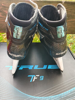 Korcule vel 9,5/45eu Bauer, True, CCM - 4