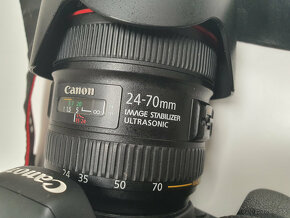 Canon 7D Mark II + Canon EF 24-70mm 1:4L IS USM - 4