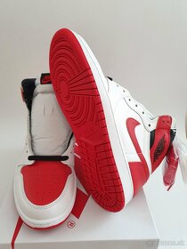 Nike Air Jordan 1 High OG Heritage - 4