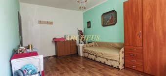 NA PREDAJ 2i BYT S BALKÓNOM J.HUSA, TREBIŠOV 2.posch. 55m2 - 4