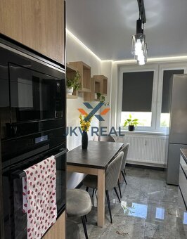 Luxusný kompletne zrekonštruovaný 3-izbový byt s Klímou a Ba - 4