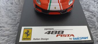 Predám model Ferrari 488 Pista Piloti 1;43 Looksmart - 4