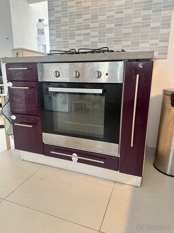 Kuchynská linka - 4