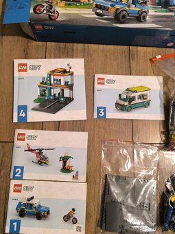 Lego City 60371 - 4
