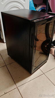 Chladnička na víno Baumatic 15fl - 4