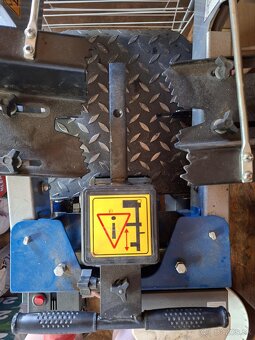 Vertikálna štiepačka Scheppach HL 810 8t (400 V) - 4