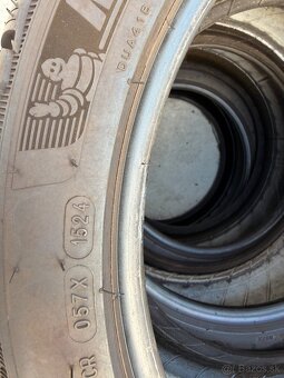 225/50 R18 Michelin zimne - 4