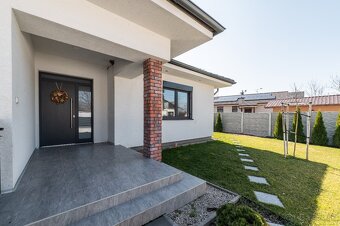5-izbový Nízkoenergetický Rodinný Dom s Dvojgaražou - 4