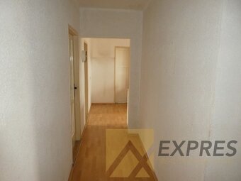 RK EXPRES - predaj 4 izbový byt v Handlovej, 90 m2, ul.29.au - 4