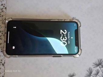 iPhone 11 Pro - 4