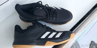Adidas - 4