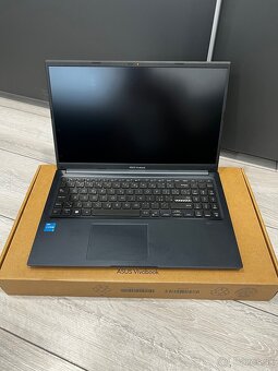 ASUS Vivobook 15 X1504ZA-BQ092W - 4