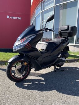 Pcx 125 ročník 2022 Leo Vince - 4