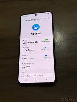 Predám Samsung Galaxy S22 8GB Rám 256GB Black - 4