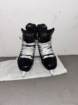 Bauer Supreme Mach - 4