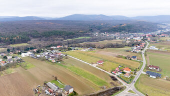 Na predaj pozemok v Pochabanoch - 4