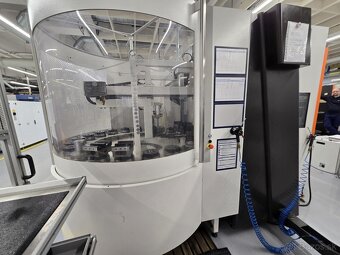 CNC obráběcí 5-ti ossé centrum MICRON - 4