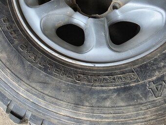 31x10,5 R15 Mitsubishi Pajero - 4