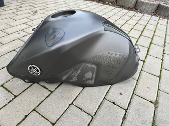 Yamaha MT 09 - 4