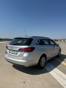 OPEL ASTRA SPORTS TOURER - 4