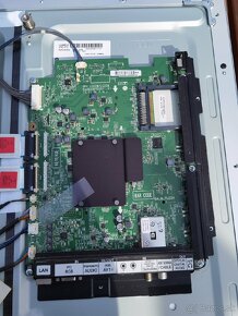 Predám všetky diely z TV LG 42LM670S - 4