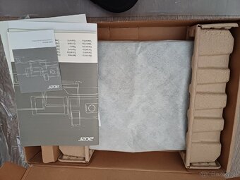 ACER travelmate B3 11.6" + obal - 4