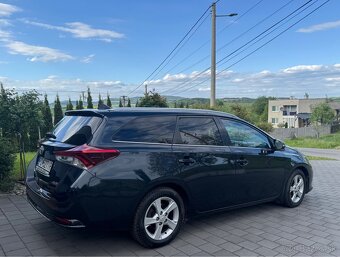Toyota Auris Touring Sports 1.6vvti automat - 4