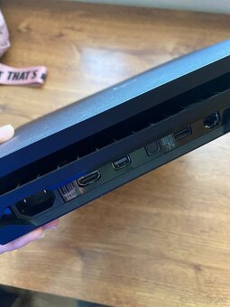 PS4 PRO - 4