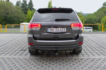 Jeep Grand Cherokee 3.0L V6 TD Overland A/T,179000km - 4