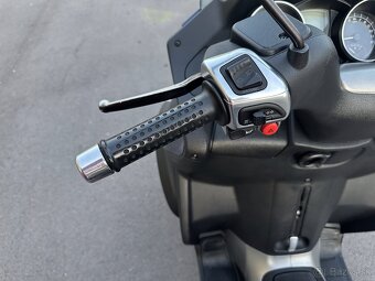 Piaggio MP3 125 - 4