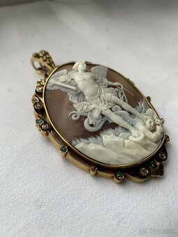 Starožitná zlatá kamélia so smaragdmi a diamantmi 1860, prív - 4