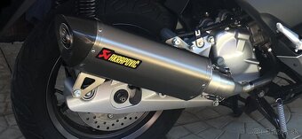 x-max akrapovic - 4