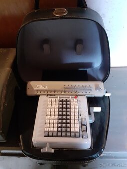 Retro písacie stroje - 4