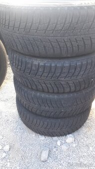 Zimné pneumatiky 185/60R15, 185/65R15 disky+puklice Dacia - 4