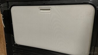 Strešné okno Audi A6 sedan model C6 typ 4F5 - 4