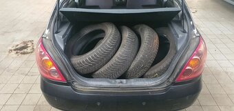 Nissan Almera Angličan - 4