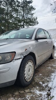 Volvo v50 - 4