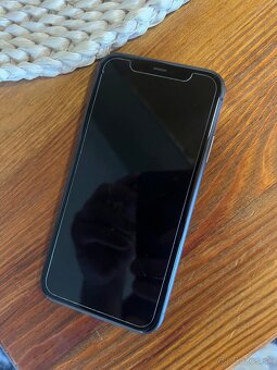 Iphone 11 - 4