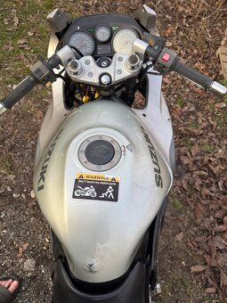 Suzuki gsx 750F na opravu alebo diely - 4