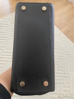 Michael Kors kabelka - 4