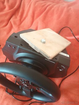 Thrustmaster t300 - 4