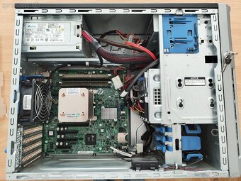 HP ProLiant ML310e Gen8 - 4